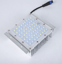 IP66 Wasserdichtes LED-Straßenlaternenmodul, 30W/60W Leistungs-LED-Lichtmodul, 130x130mm Linsengröße PCB-LED-Modul